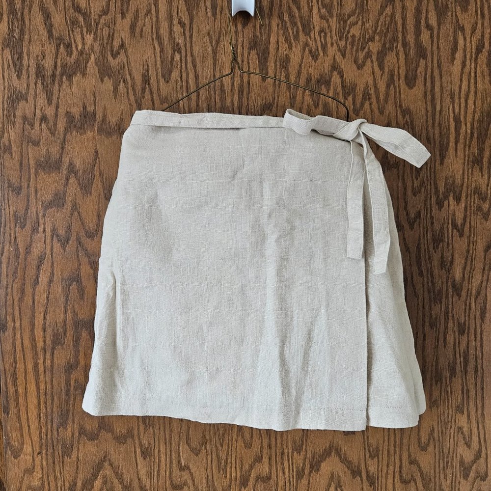Linen Wrap-around (Lined) Creme Mini Skirt - Forever 21 Contemporary - Medium